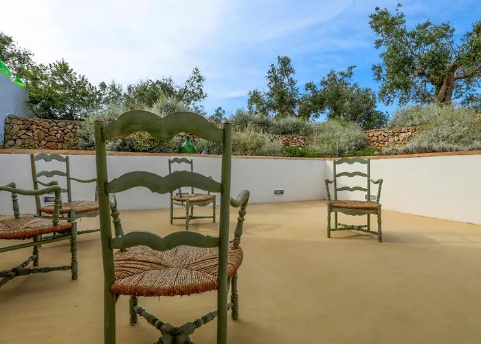 With Pool Among Olive Trees In Puglia Semesterbostad